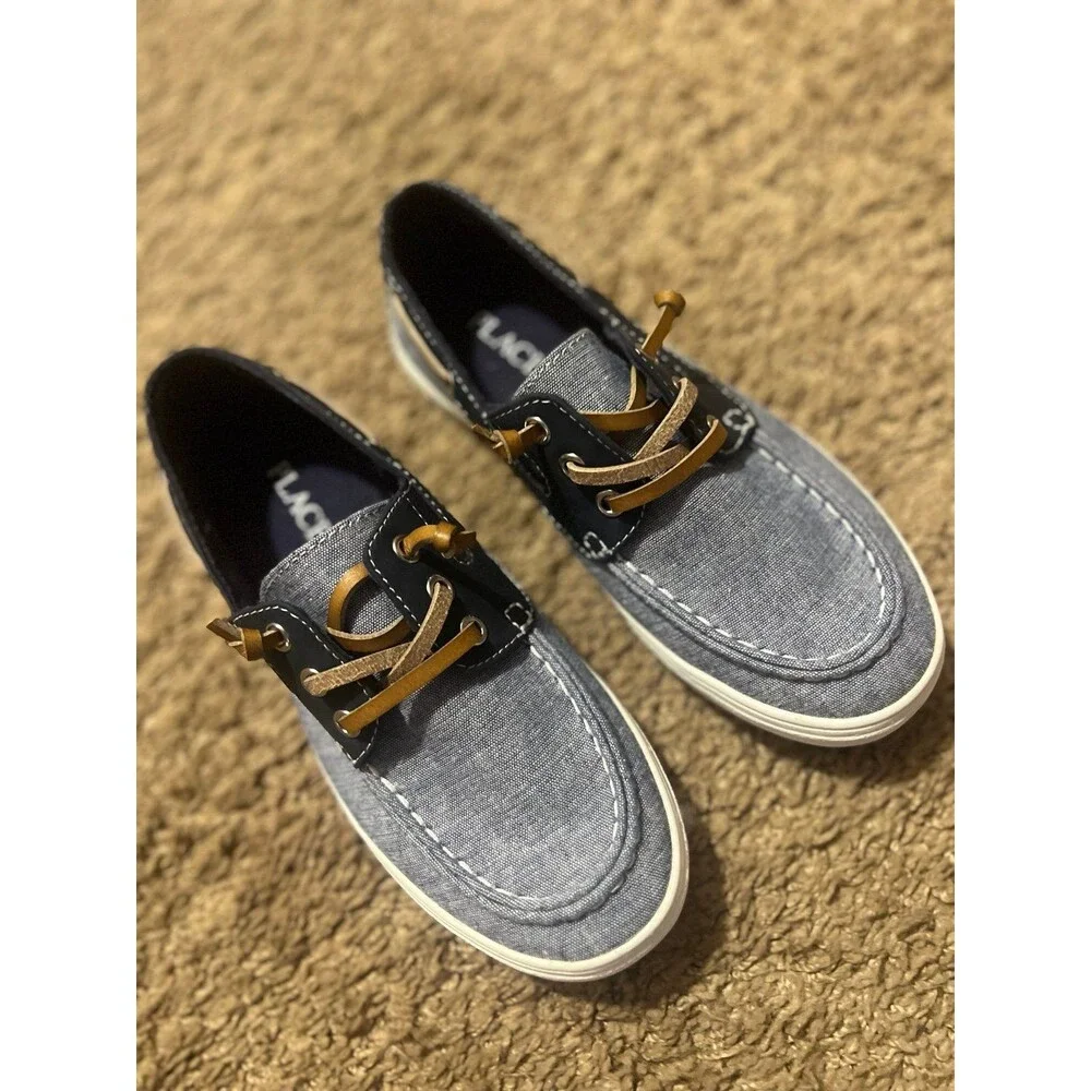 Boys Size 2Y Blue Slip On Boat Shoes New Without Tags
